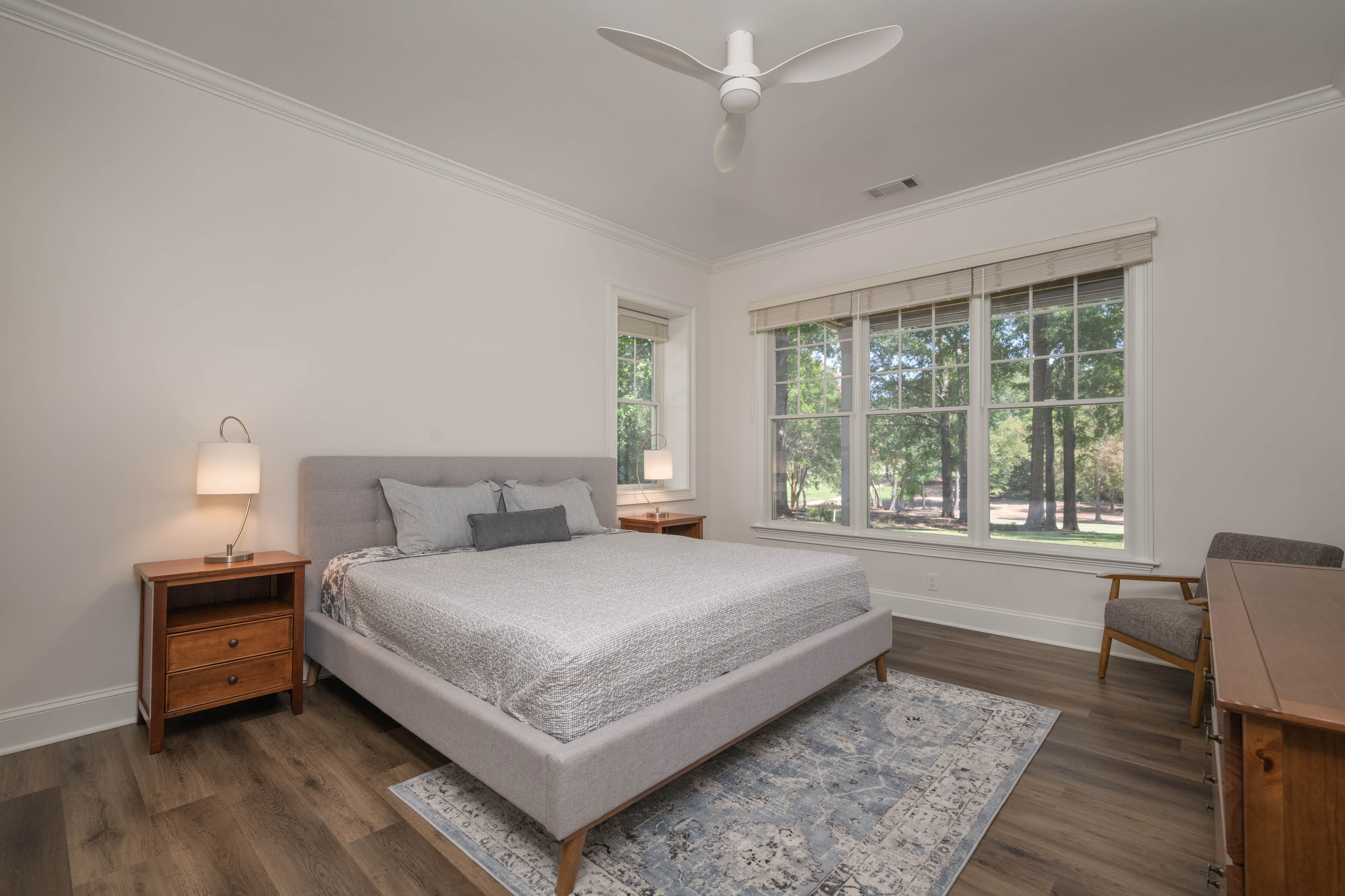 100 Greenwood Court image 39